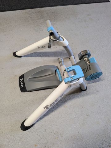 Tacx Flow Smart Trainer Cycling Accessories d'occasion