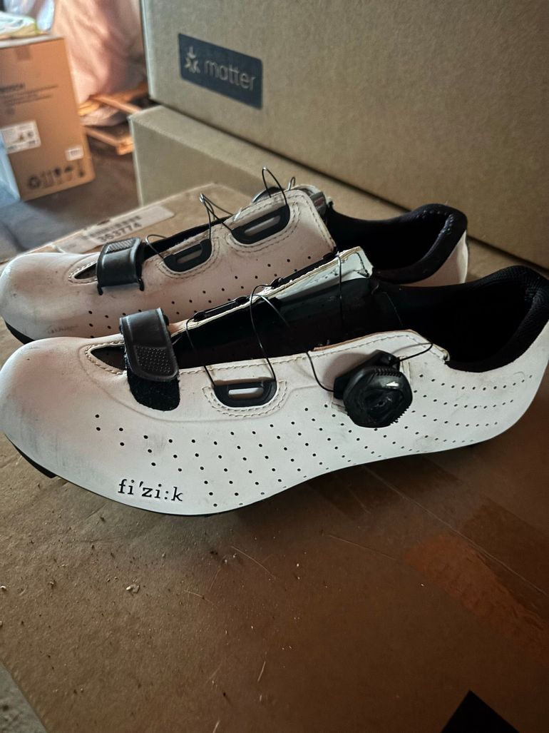 Used Fizik Scarpette Ciclismo 2024 bike — image 2 of 2