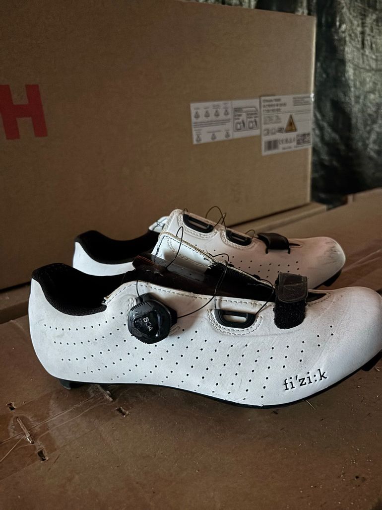 Used Fizik Scarpette Ciclismo 2024 bike — image 1 of 2