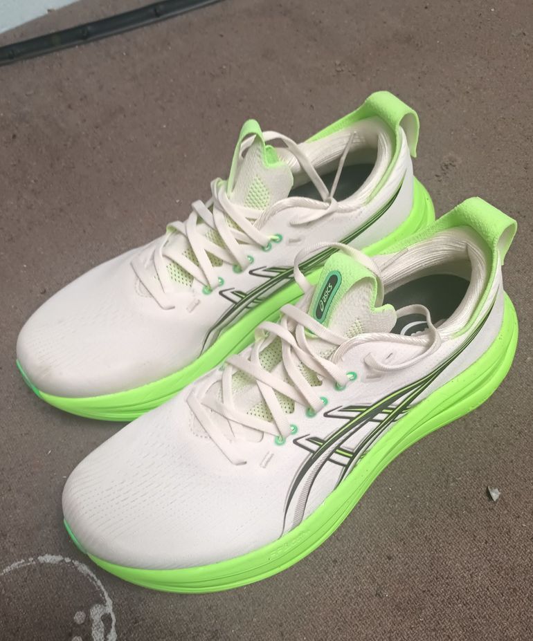 Used Asics Gel-Nimbus 28 2026 bike — image 4 of 5