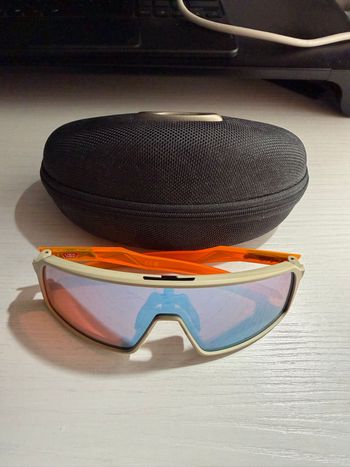 Used Oakley Sutro Sunglasses bike — image 3 of 3