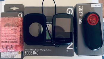 Used Garmin Edge 840 avec coque/ecran de protection + Varia RTL515 + Speed Sensor2 2026 bike — image 2 of 2