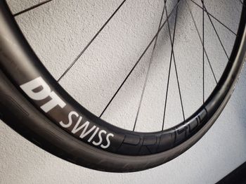 Used Dt Swiss Prc 1400 Disc 35 bike — image 2 of 4