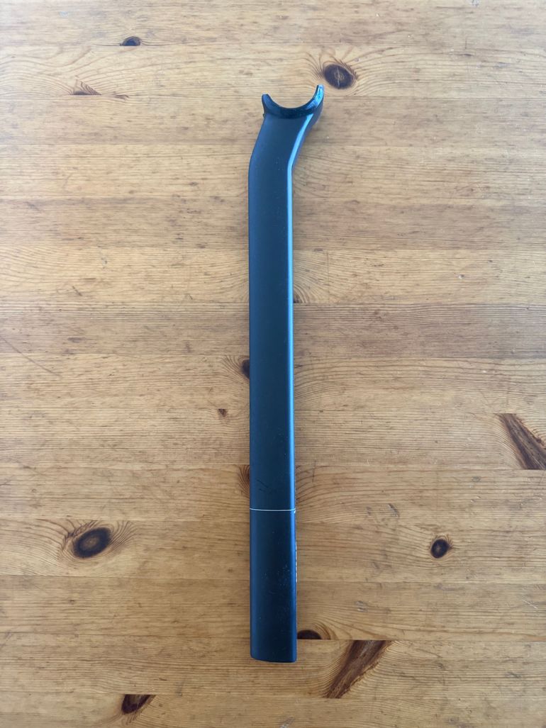Used Rose D Shape Carbon Seatpost bike — image 1 of 2