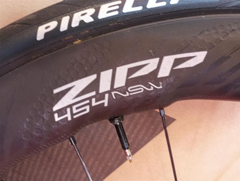 Used Zipp 454 NSW 2026 bike — image 4 of 6