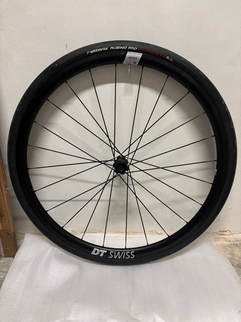 Used Dt Swiss E1800 spline 30 2024 bike — image 4 of 7