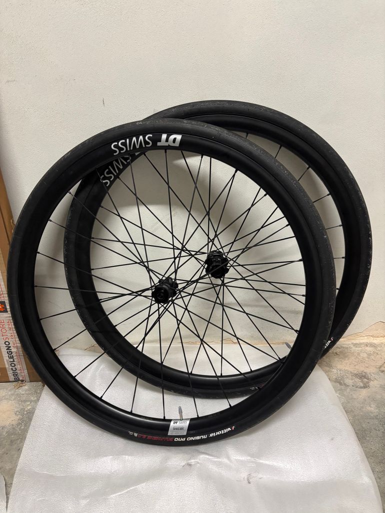 Used Dt Swiss E1800 spline 30 2024 bike — image 1 of 7