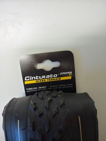 Used Pirelli Cinturato Cross M 700x33c bike — image 3 of 3