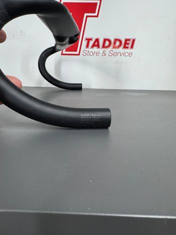 Used Roval Manubrio Rapide 40 c/c 2025 bike — image 8 of 11