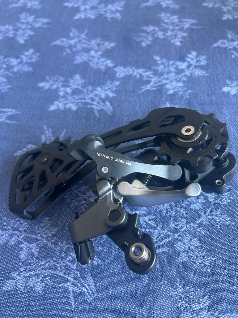 Used Shimano GRX RD-RX810 11-speed 2026 bike — image 3 of 6