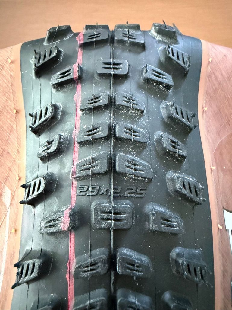 Used Schwalbe Racing Ralph bike — image 2 of 4