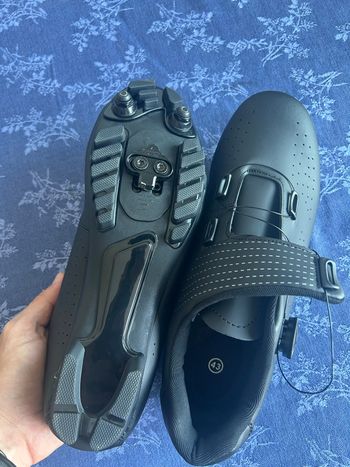 Used No brand MTB Shoes with SM-SH51 Cleats 2025 bike — image 3 of 5