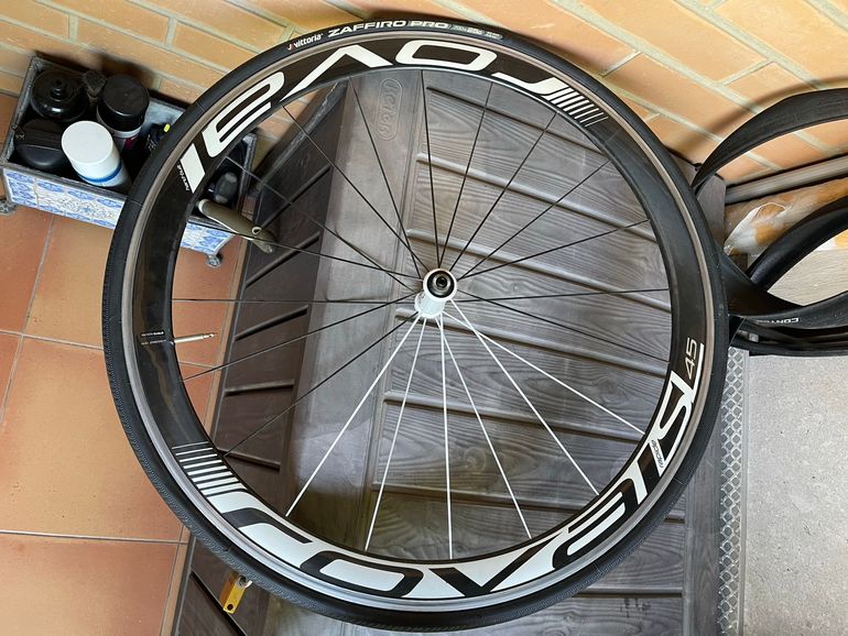 Used Specialized Roval Rapide SL 45 Wheelset 2012 bike — image 1 of 3