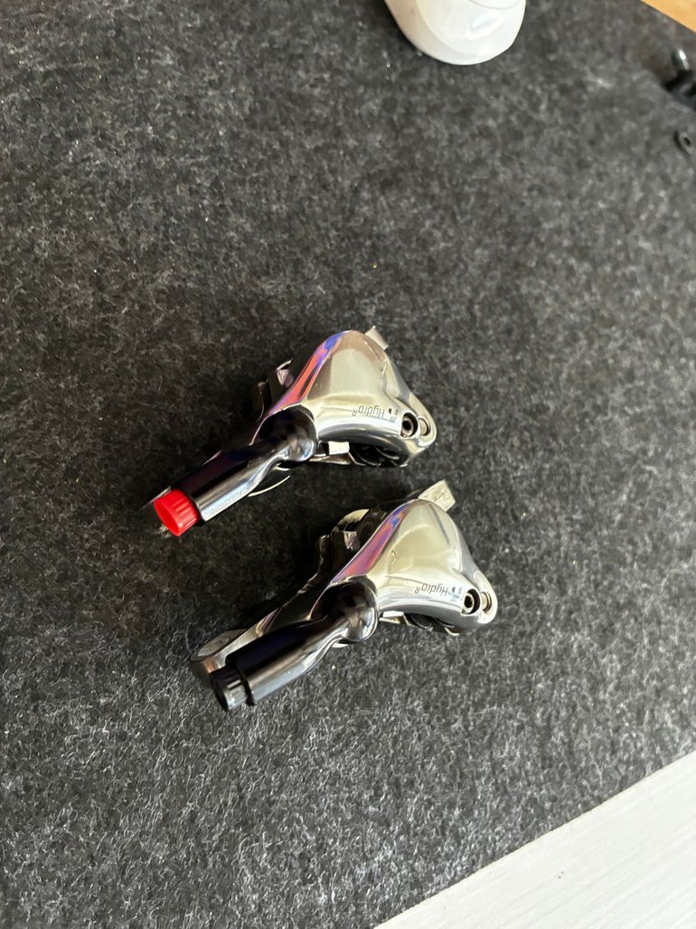 Used Sram RED 22 HRD Post Mount Brake Calipers bike — image 2 of 2
