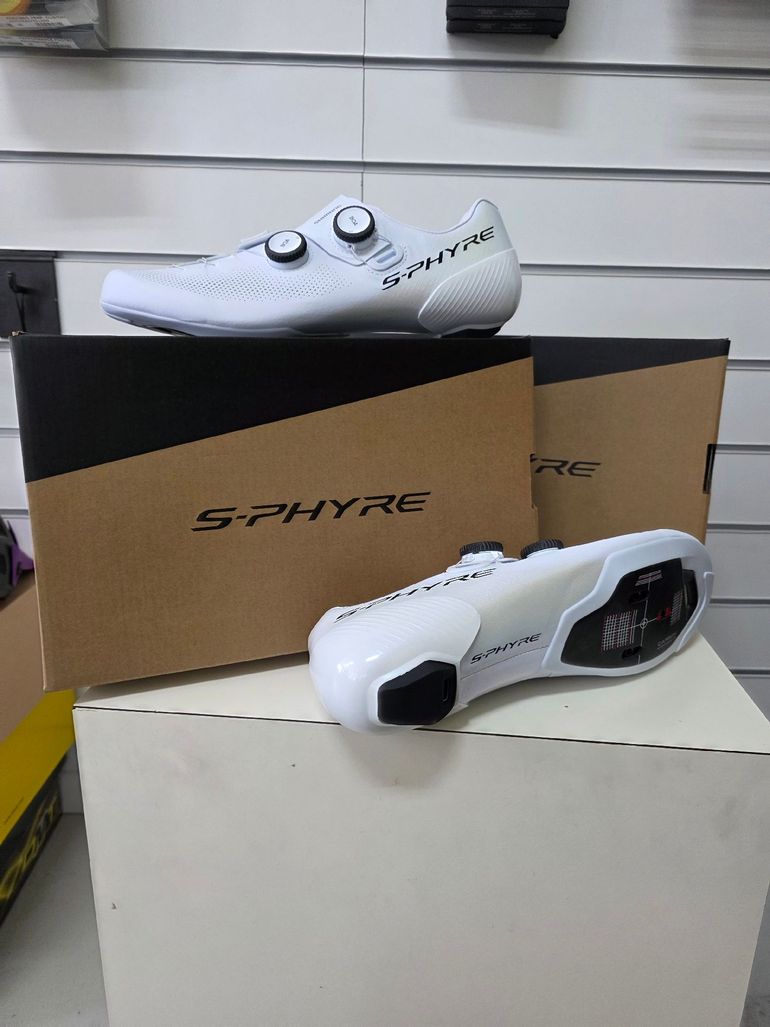 Used Shimano S-PHYRE RC903 2026 bike — image 4 of 4