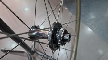 Used Roval Alpinist CLX Carbon Wheelset bike — image 14 of 14