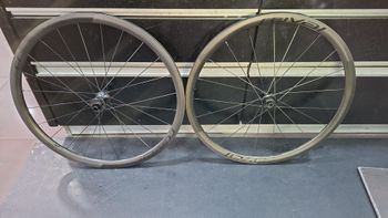 Used Roval Alpinist CLX Carbon Wheelset bike — image 2 of 14
