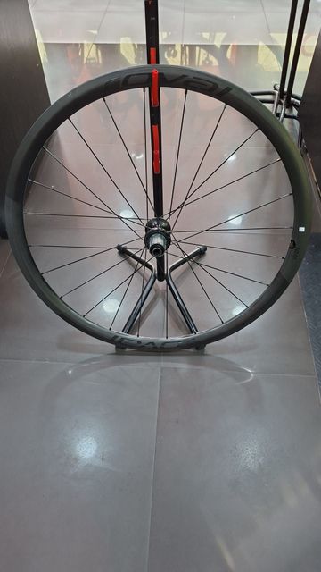 Gebrauchtes Roval Alpinist CLX Carbon Wheelset bike — Bild 6 von 14