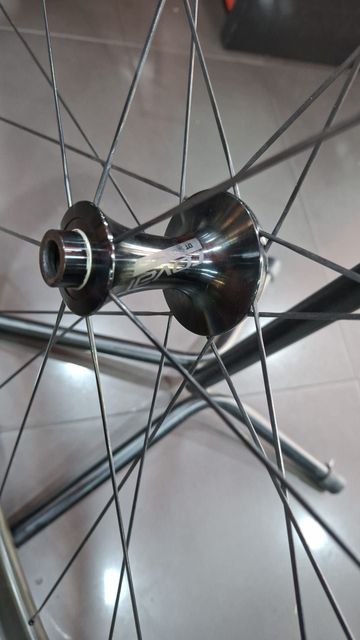 Gebrauchtes Roval Alpinist CLX Carbon Wheelset bike — Bild 11 von 14
