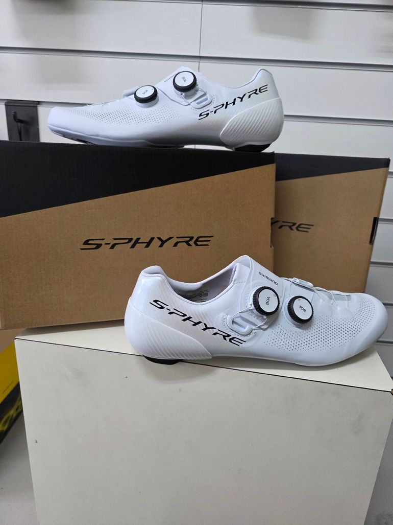 Used Shimano S-PHYRE RC903 2026 bike — image 3 of 4