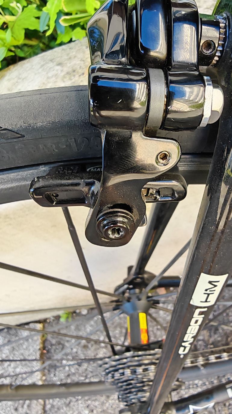 Used Campagnolo Record 12 speed bike — image 10 of 19