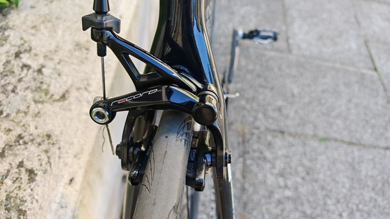 Used Campagnolo Record 12 speed bike — image 8 of 19