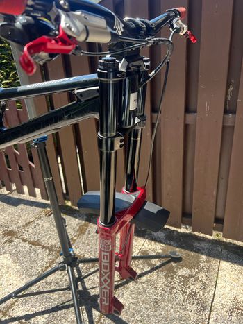 Used RockShox Boxxer Ultimate 29p 2025 bike — image 2 of 7