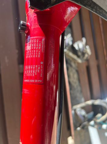 Used RockShox Boxxer Ultimate 29p 2025 bike — image 5 of 7