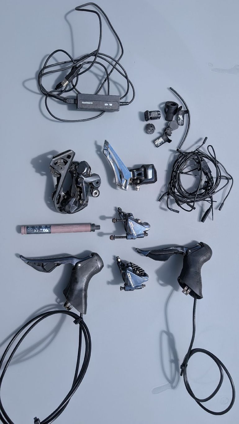 Used Shimano Ultegra R8000 Di2 Disc 2021 bike — image 1 of 4