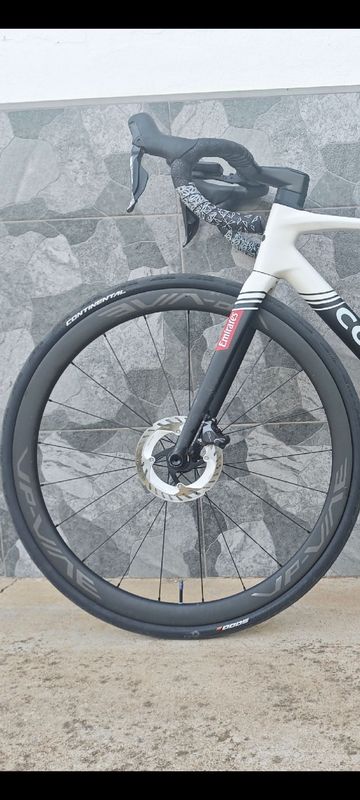 Up vine Ultra Disc Wheelset 2024 bike usato — immagine 1 di 4