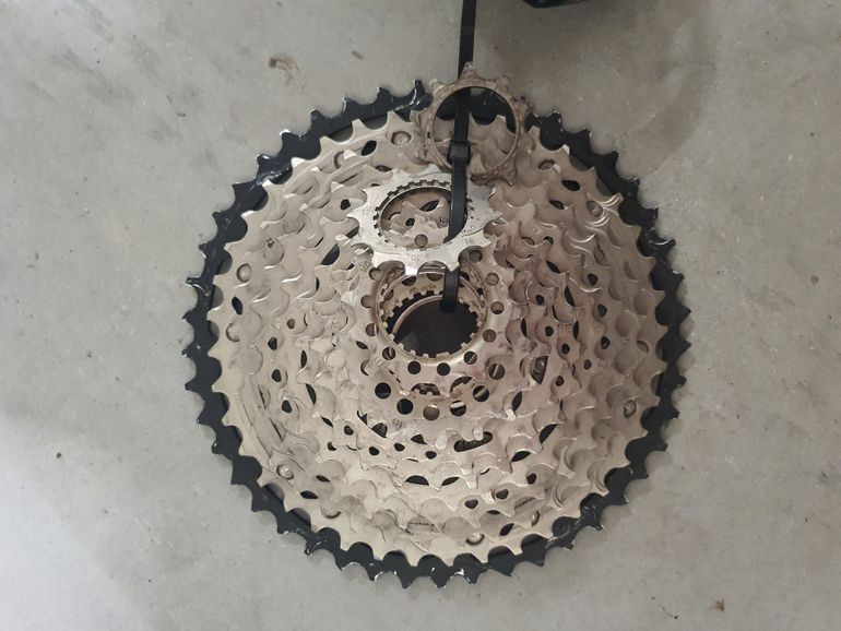 Used Shimano XT M8100 GS bike — image 3 of 5