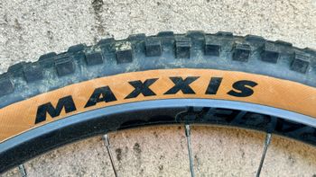 Used Bontrager Kovee Comp TLR Boost 29" bike — image 4 of 24