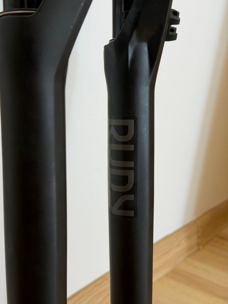 Used RockShox Rudy XPLR 30mm Fork 12x100 bike — image 2 of 4