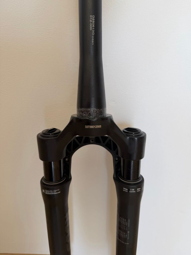 Used RockShox Rudy XPLR 30mm Fork 12x100 bike — image 4 of 4
