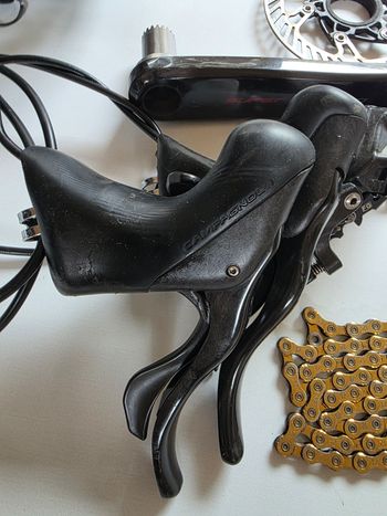 Used Campagnolo (Super) Record 12-speed Mechanical Disc Groupset bike — image 13 of 16