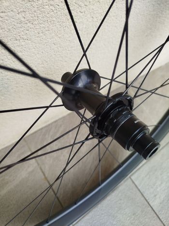 Used Roval CLX 2 Wheelset bike — image 3 of 4