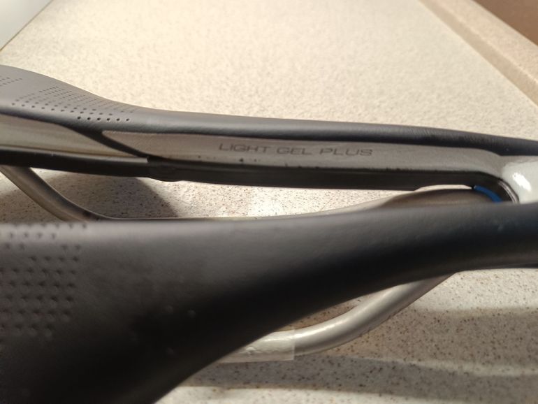 Used Selle Italia Slr Endurance Boost Light Gel Plus 2026 bike — image 2 of 3
