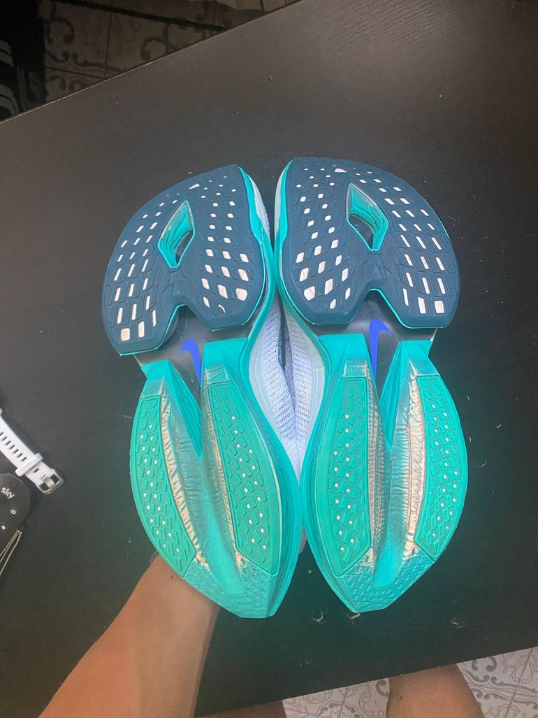 Used Nike Alphafly 2 2024 bike — image 2 of 5