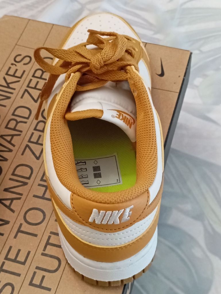 Used Nike Dunk Low Shoes 2023 bike — image 3 of 4