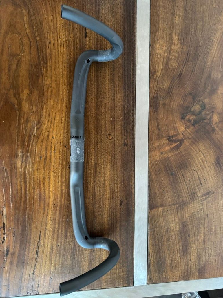 Used Newmen Advanced G 318 Carbon Handlebar 440mm 2026 bike — image 2 of 10