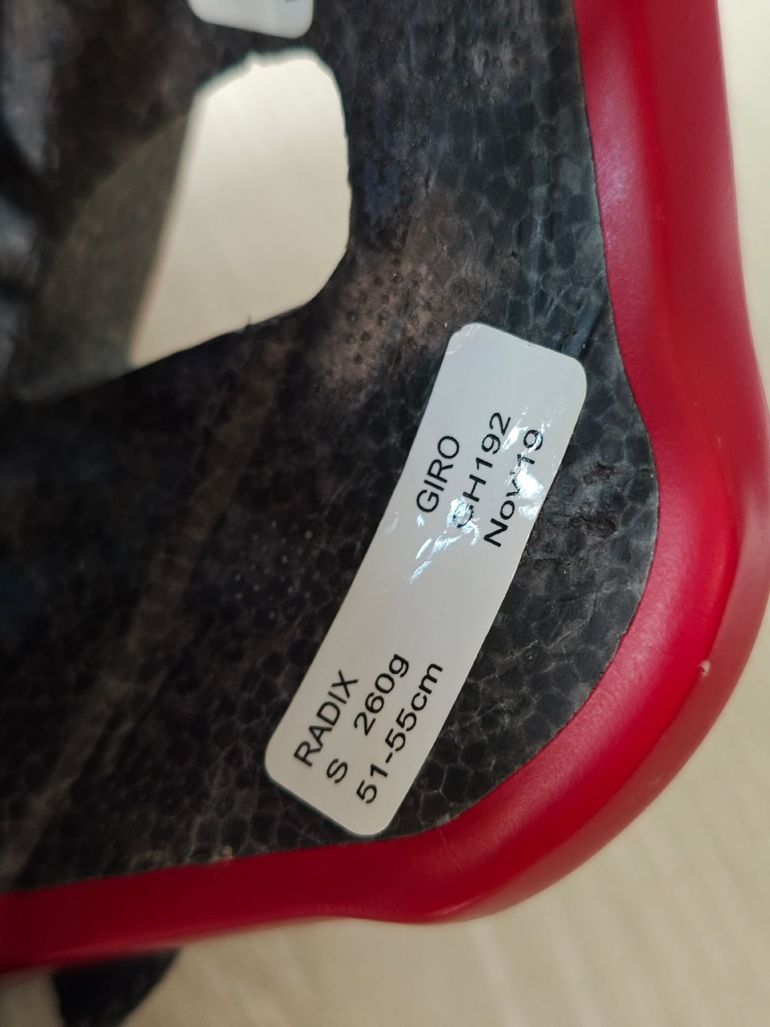 Used Giro Casco MTB / ciclismo rosso taglia S 51-55 cm bike — image 6 of 9