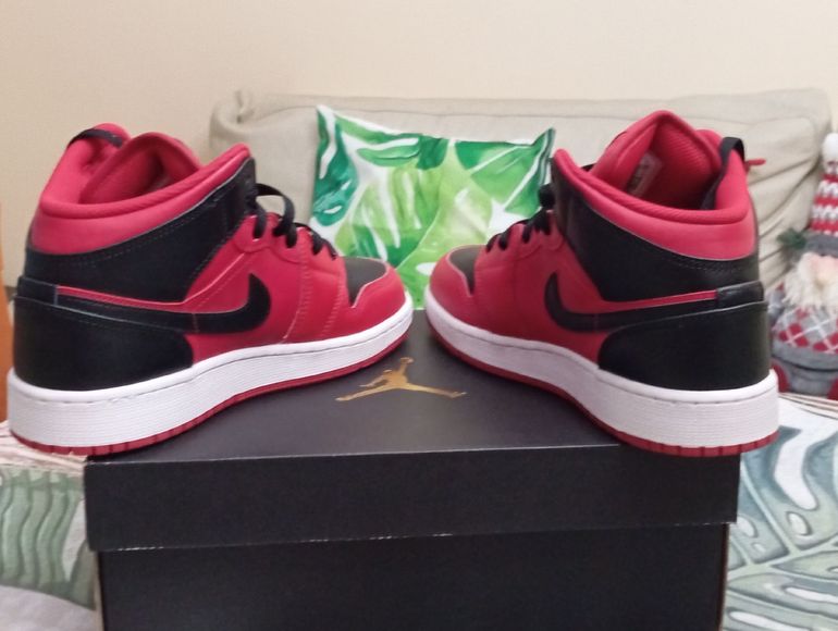 Used Nike Jordan 1 Mid bike — image 5 of 7