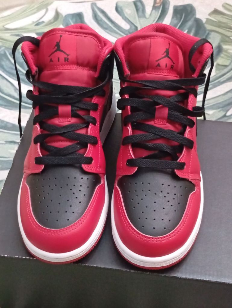 Used Nike Jordan 1 Mid bike — image 6 of 7