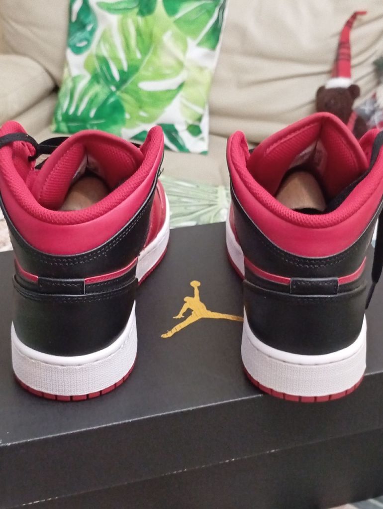 Used Nike Jordan 1 Mid bike — image 4 of 7
