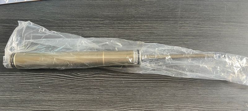Used Fox 38 Airspring Fork 2022 bike — image 4 of 4