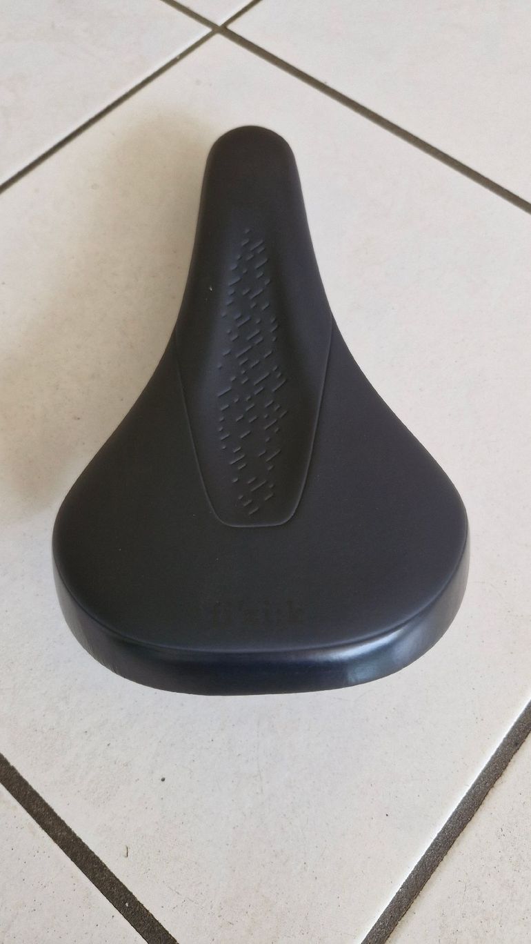 Used Fizik Terra Alpaca X5 Saddle 2025 bike — image 3 of 4