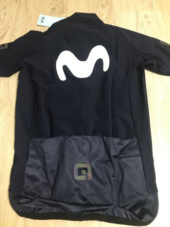 Used Ale cycling Ale RainProtec Team Movistar Tamanho L bike — image 4 of 6