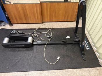 Used Wahoo kickr Rollr Smart trainer 2026 bike