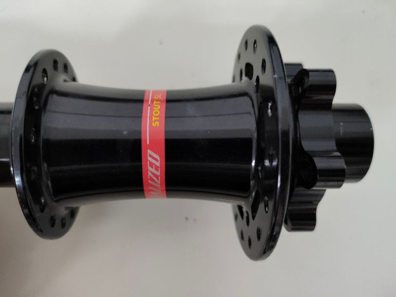 Used Specialized Stout SL Front Hub 20mm ID 11cm Length bike — image 2 of 3