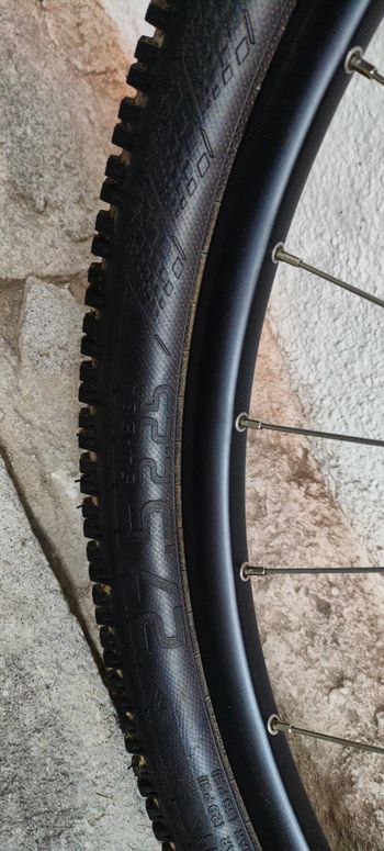 Used Shimano Rear Wheel 27.5" with 9v-12v Hub + Hutchinson Python2 Tire 27.5"x2.25 bike — image 5 of 6